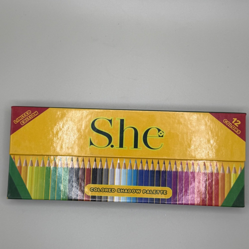 "She colored shadow limited-edition eyeshadow palett containing‎ 12 colors.